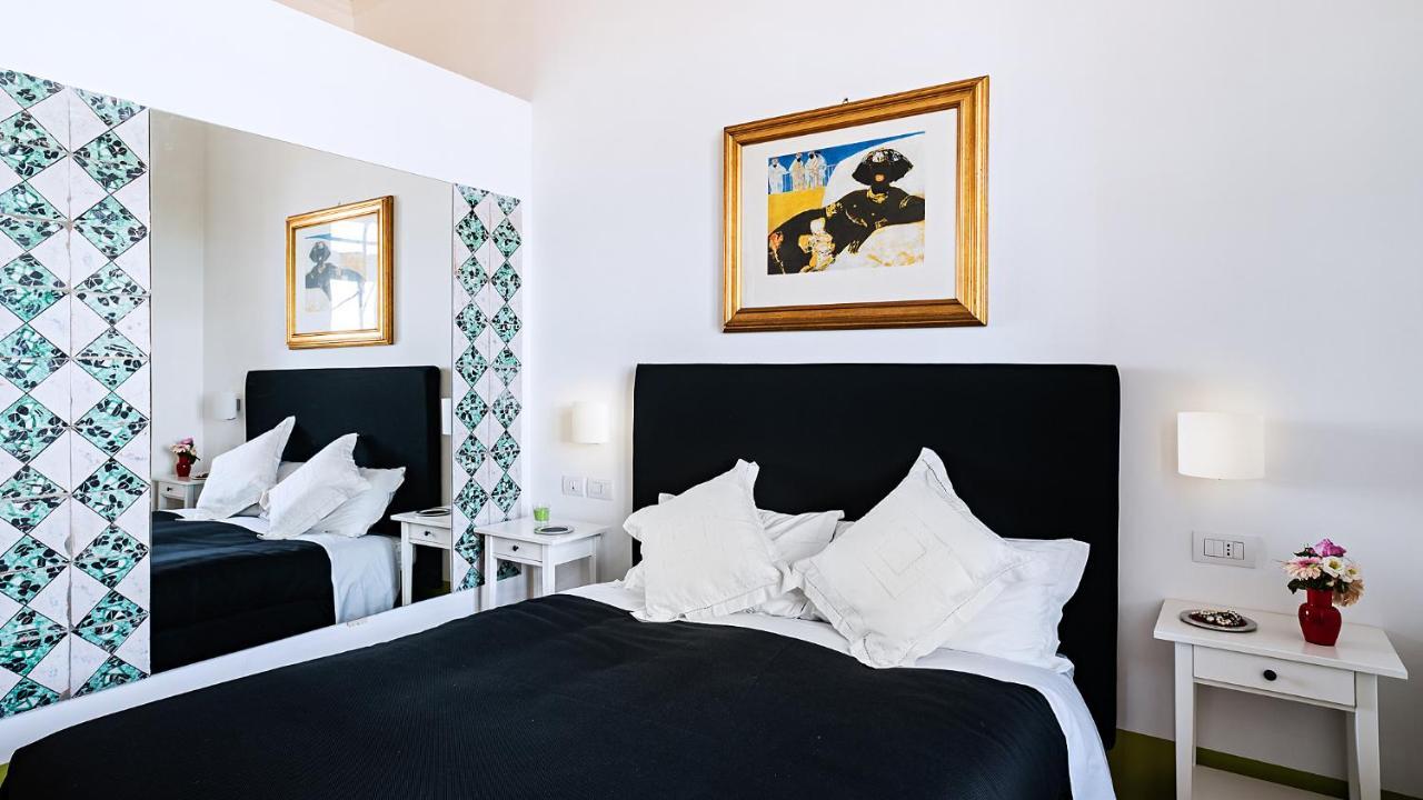 Donna Giulia, Luxury House Hotel Salerno Exterior photo