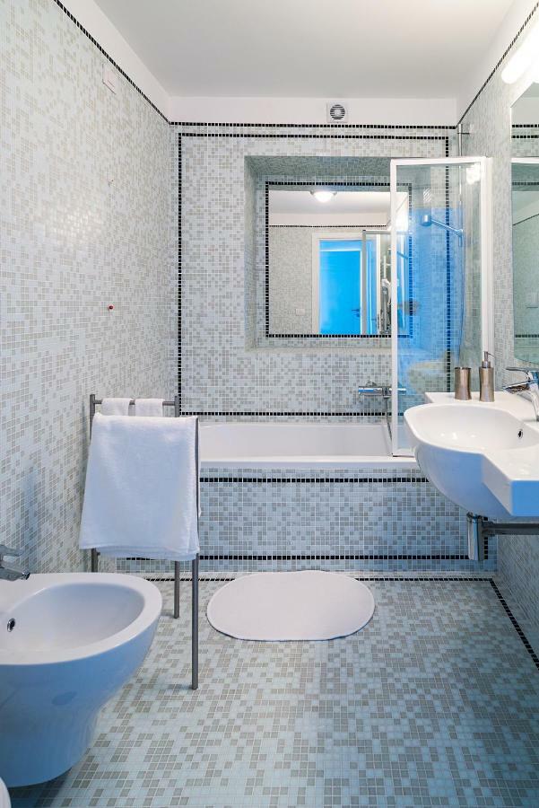 Donna Giulia, Luxury House Hotel Salerno Exterior photo